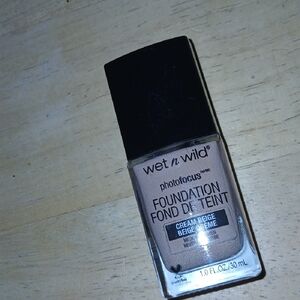 Wet n Wild PhotoFocus Foundation - Cream Beige